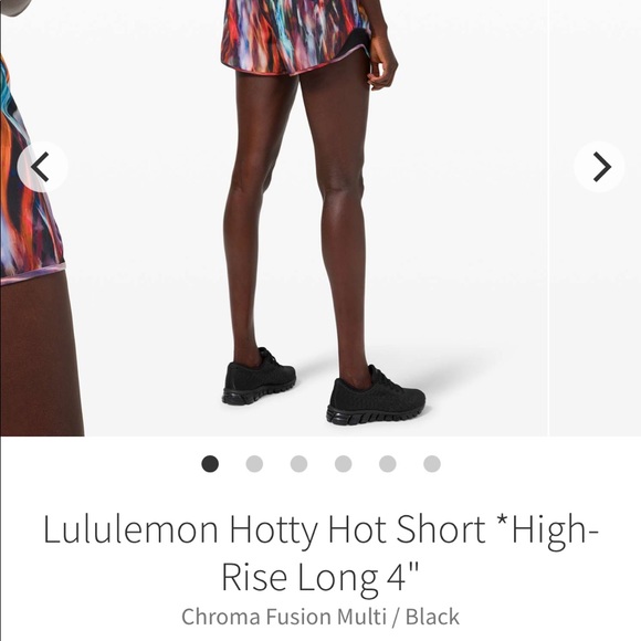 Lululemon size 6 high rise hotty hot shorts - Picture 4 of 4